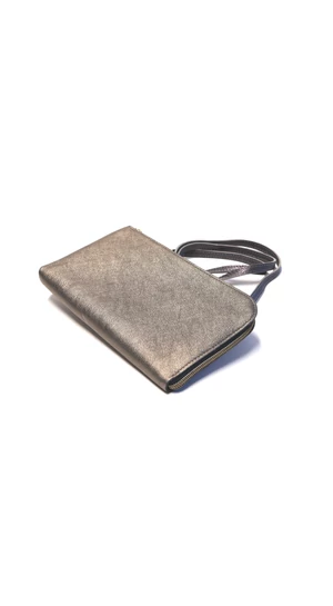 Artista: Aranybarna bőr clutch, szíjjal