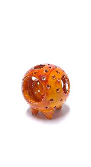 Kiss Gabi: Gömb mécses n2 / Raku kerámia / magasság 11 cm