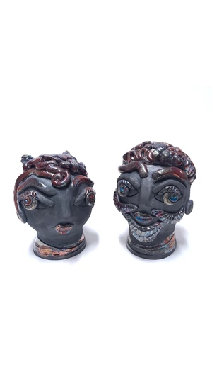 Kiss Gabi: Pár / Raku kerámia / magasság 17 cm