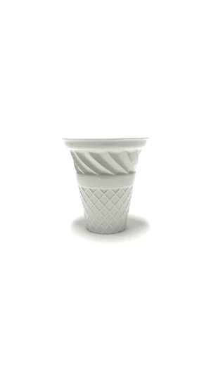 Knetik Dóra: Porcelán fagyitölcsér fehér N3 / magasság 12cm