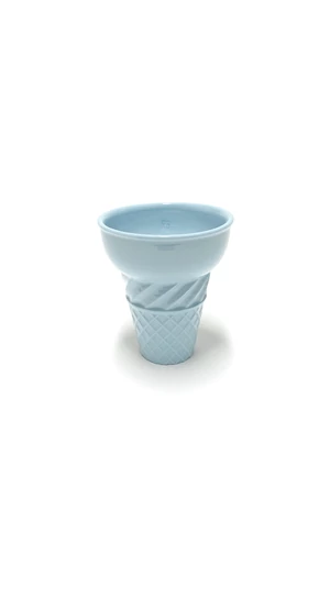 Knetik Dóra: Porcelán fagyitölcsér kék N3 / magasság 12cm