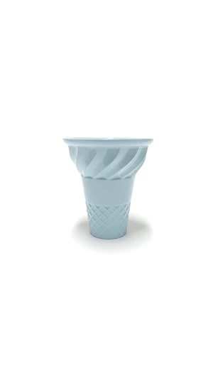 Knetik Dóra: Porcelán fagyitölcsér kék N2 / magasság 12cm