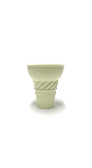 Knetik Dóra: Porcelán fagyitölcsér sárga N1 / magasság 12cm
