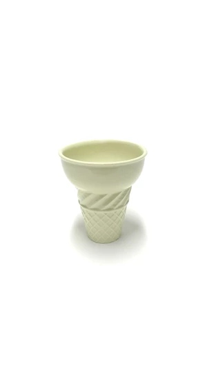 Knetik Dóra: Porcelán fagyitölcsér sárga N1 / magasság 12cm