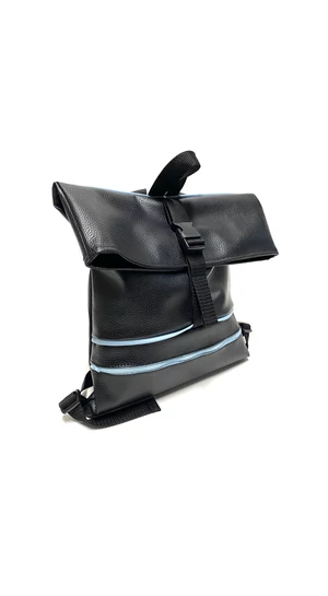 MADO: Square bag zsebbel/ Fekete - kék csíkokkal