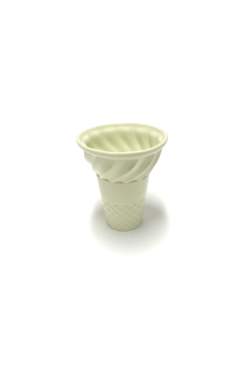 Knetik Dóra: Porcelán fagyitölcsér sárga N2 / magasság 12cm