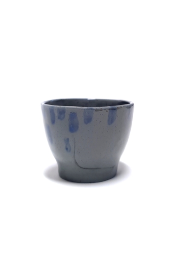 OHO CERAMICS: Porcelán sötét csésze