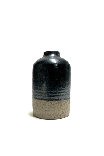 Pastel Ceramics:  Fényes metálfekete váza / magasság 12cm