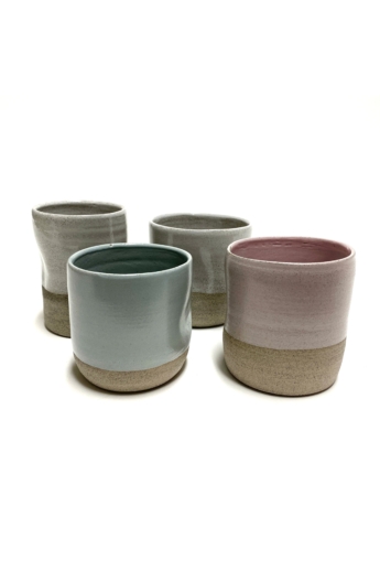 Pastel Ceramics:  Szürke keskeny nyomott bögre / magasság 10cm, ø 7cm