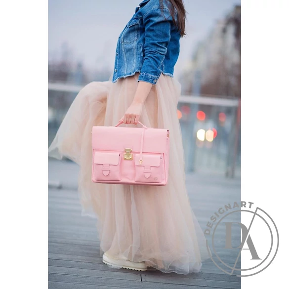 REQU Design: Púder színű bőr business bag